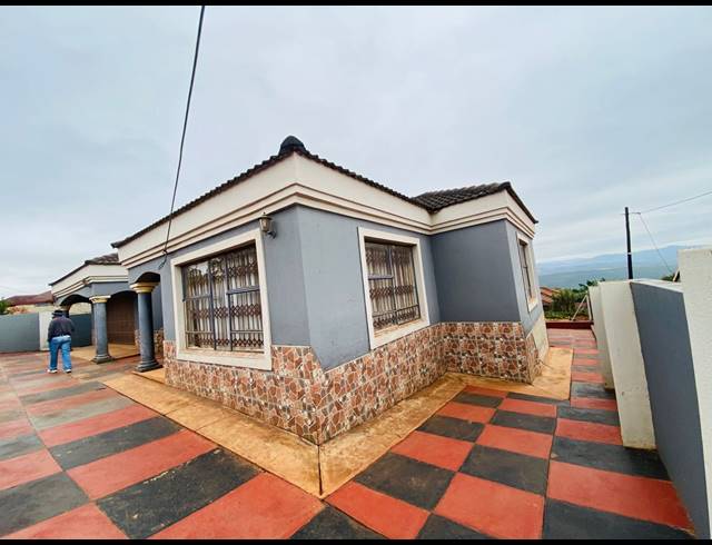 3 BEDROOM HOUSE FOR SALE IN THOHOYANDOU RURAL